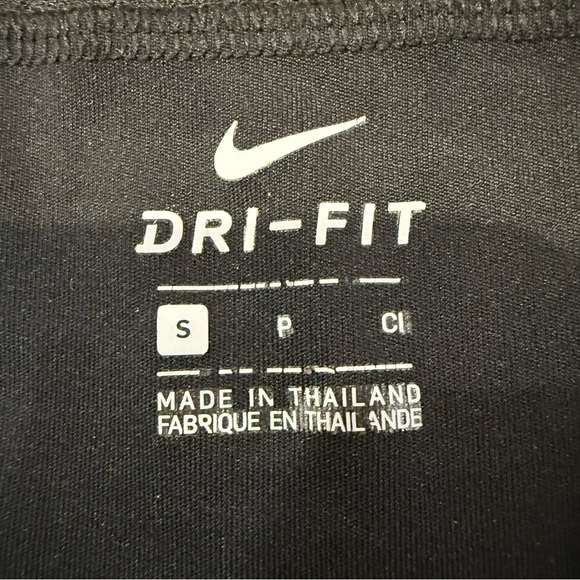 Nike Dri-FIT Long Sleeve Running Top Women’s Small Black Activewear Workout Gym - Picture 4 of 7